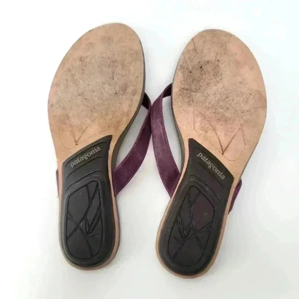Patagonia Bandha Thong Sandal In Currant - Picture 4 of 9